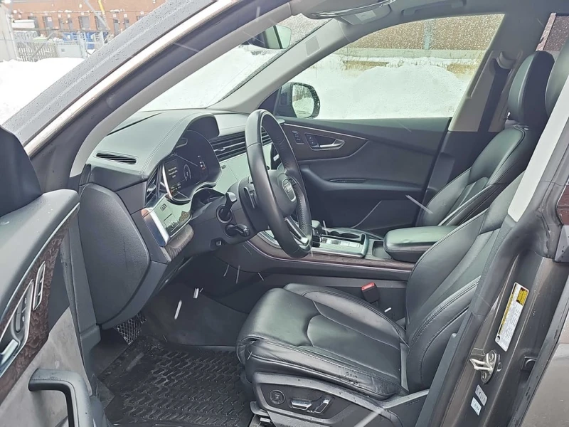 Audi Q8 Technik  CARFAX, снимка 5 - Автомобили и джипове - 53153165