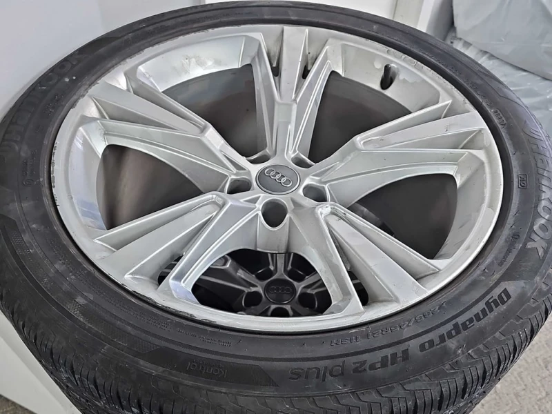 Audi Q8 Technik  CARFAX, снимка 15 - Автомобили и джипове - 53153165