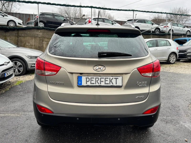 Hyundai IX35 2.0CRDI* 4x4* Premium, снимка 5 - Автомобили и джипове - 53509217
