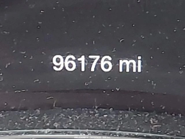 Jeep Grand cherokee SUMMIT 5.7 HEMI  HARMAN KARDON    | Mobile.bg   12