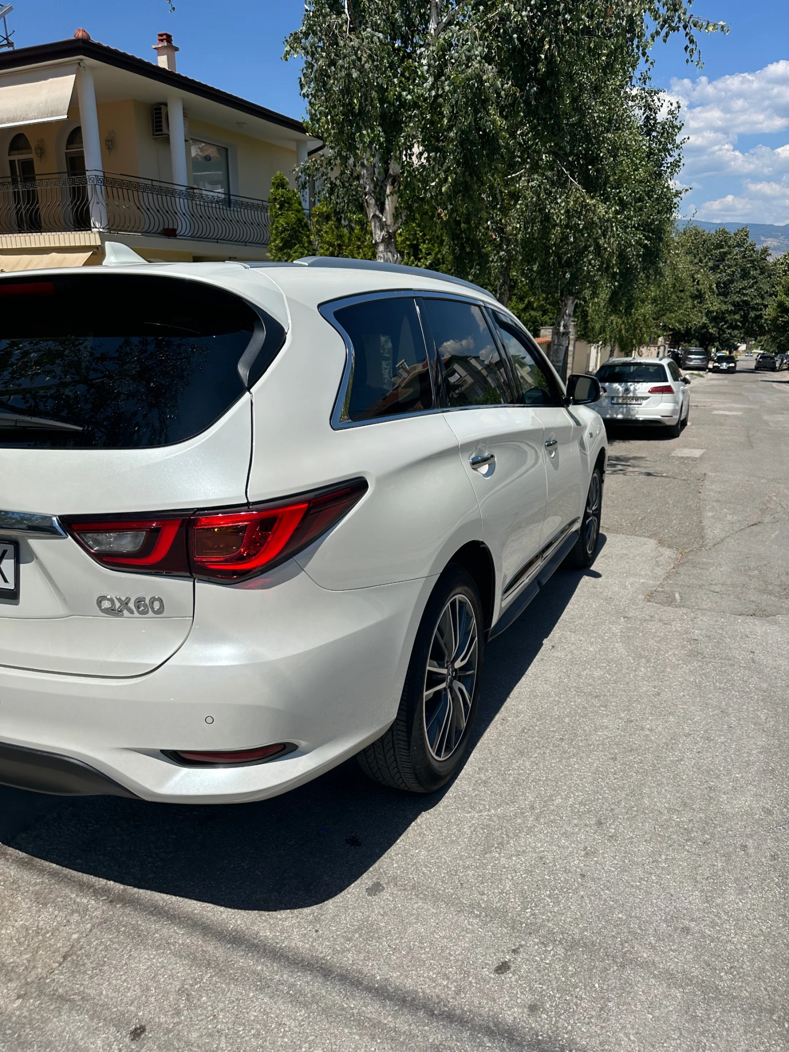 Infiniti QX60  - изображение 2