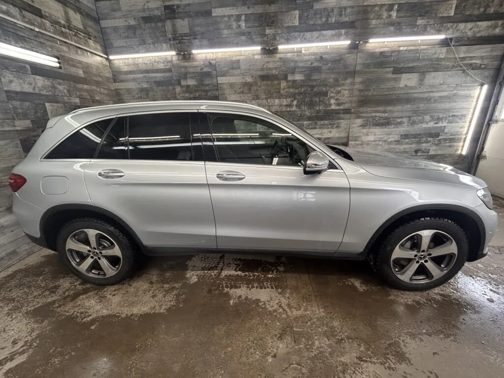 Mercedes-Benz GLC 300 * AMG PACK* 4MATIC* 360CAM АвтоКредит(ЦЕНА ДО БГ) - изображение 3