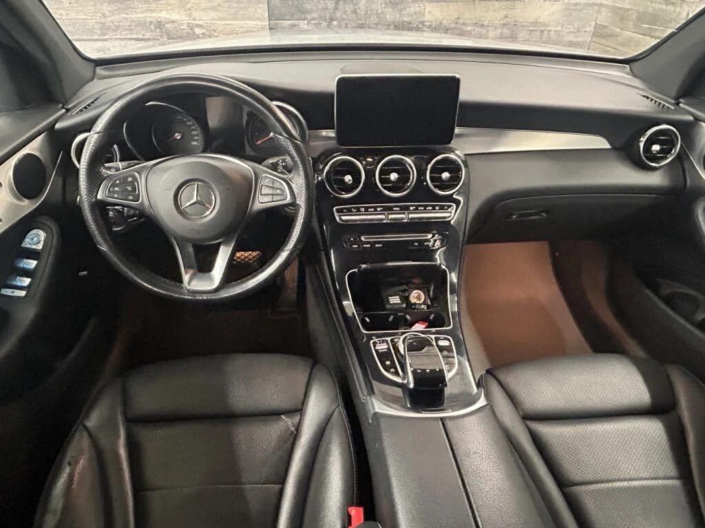 Mercedes-Benz GLC 300 * AMG PACK* 4MATIC* 360CAM АвтоКредит(ЦЕНА ДО БГ) - изображение 9