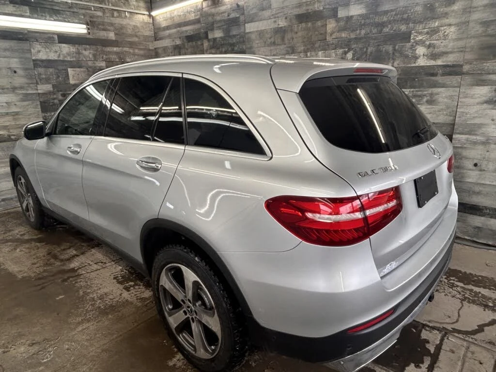 Mercedes-Benz GLC 300 * AMG PACK* 4MATIC* 360CAM АвтоКредит(ЦЕНА ДО БГ) - изображение 5