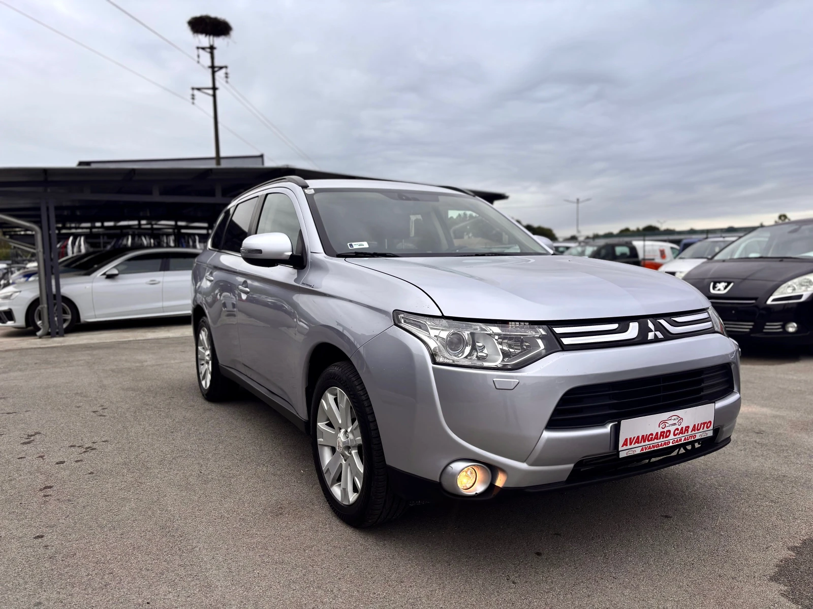 Mitsubishi Outlander  - изображение 2