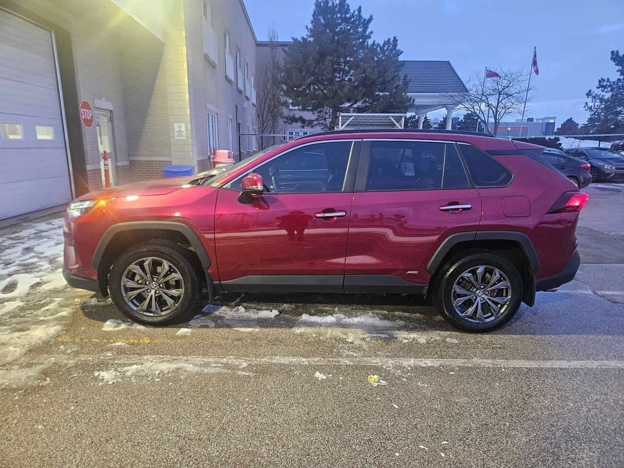 Toyota Rav4 * Hybrid Limited * CARFAX * ЦЕНА ДО БГ - изображение 3