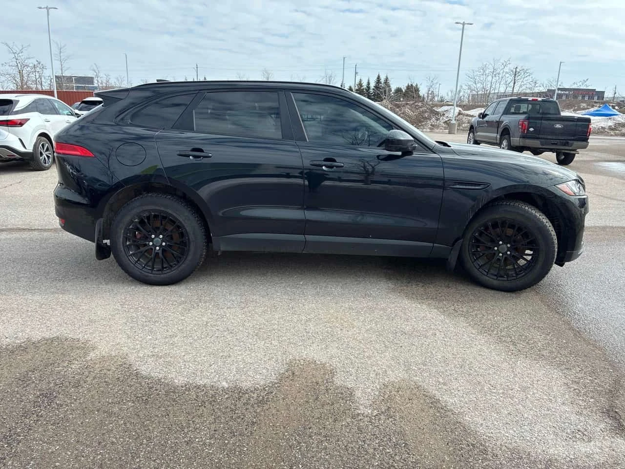 Jaguar F-PACE * Prestige * PANO* ПОДГРЕВ* KEYLESS* , снимка 3 - Автомобили и джипове - 53799839