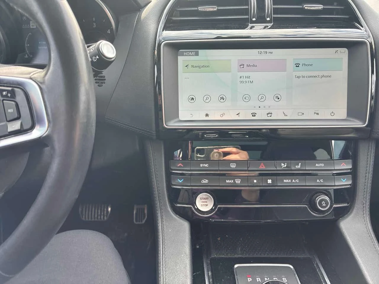 Jaguar F-PACE * Prestige * PANO* ПОДГРЕВ* KEYLESS* , снимка 7 - Автомобили и джипове - 53799839