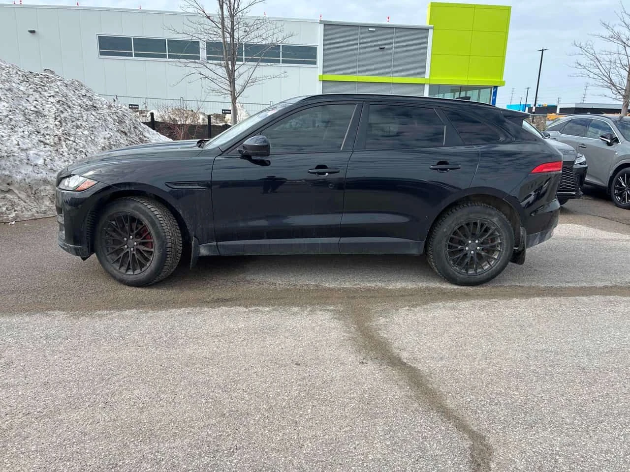 Jaguar F-PACE * Prestige * PANO* ПОДГРЕВ* KEYLESS* , снимка 2 - Автомобили и джипове - 53799839