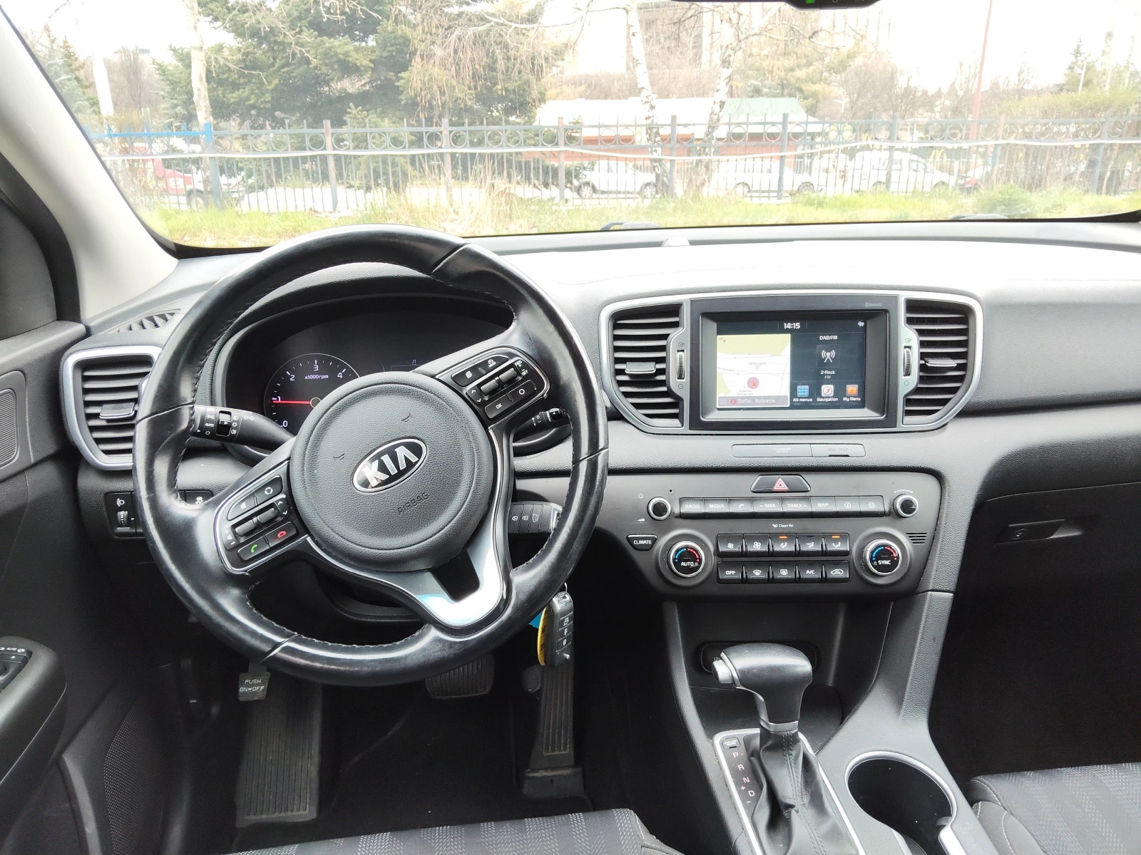 Kia Sportage 1, 7d 142ps AUTOMATIC, снимка 6 - Автомобили и джипове - 54082144