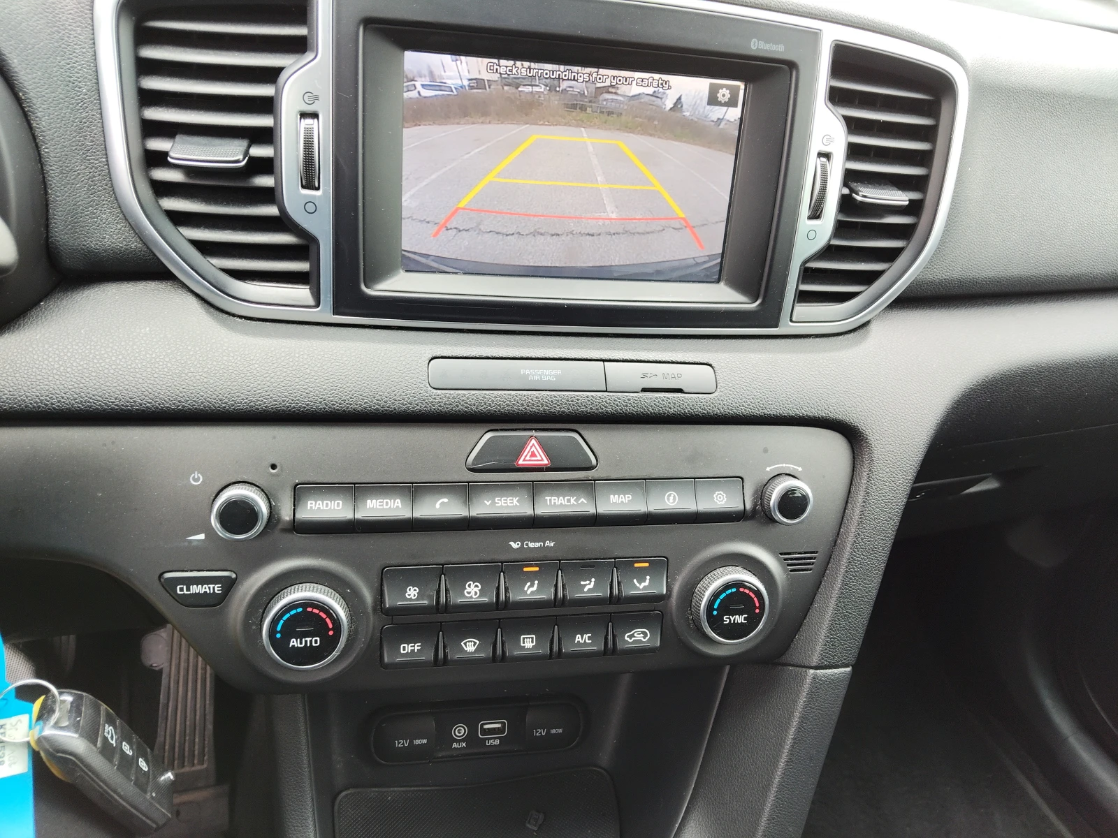 Kia Sportage 1, 7d 142ps AUTOMATIC, снимка 11 - Автомобили и джипове - 54082144