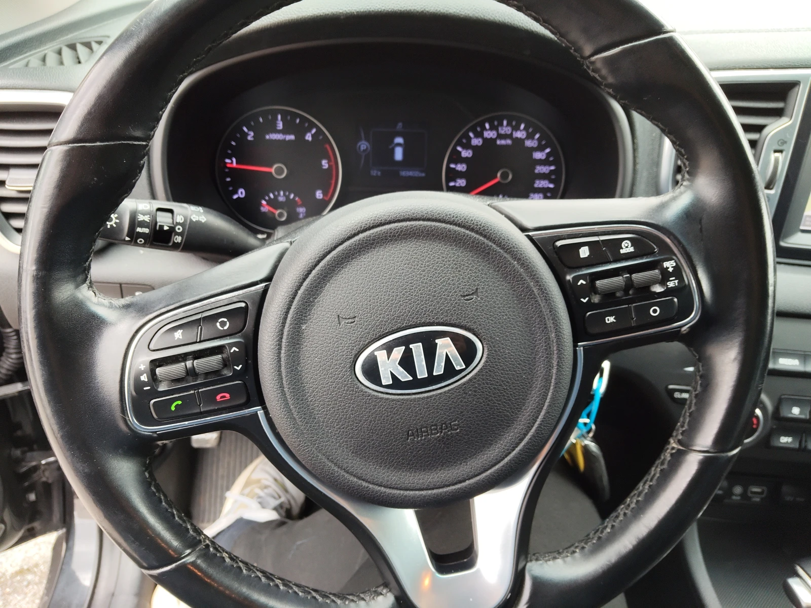 Kia Sportage 1, 7d 142ps AUTOMATIC, снимка 9 - Автомобили и джипове - 54082144