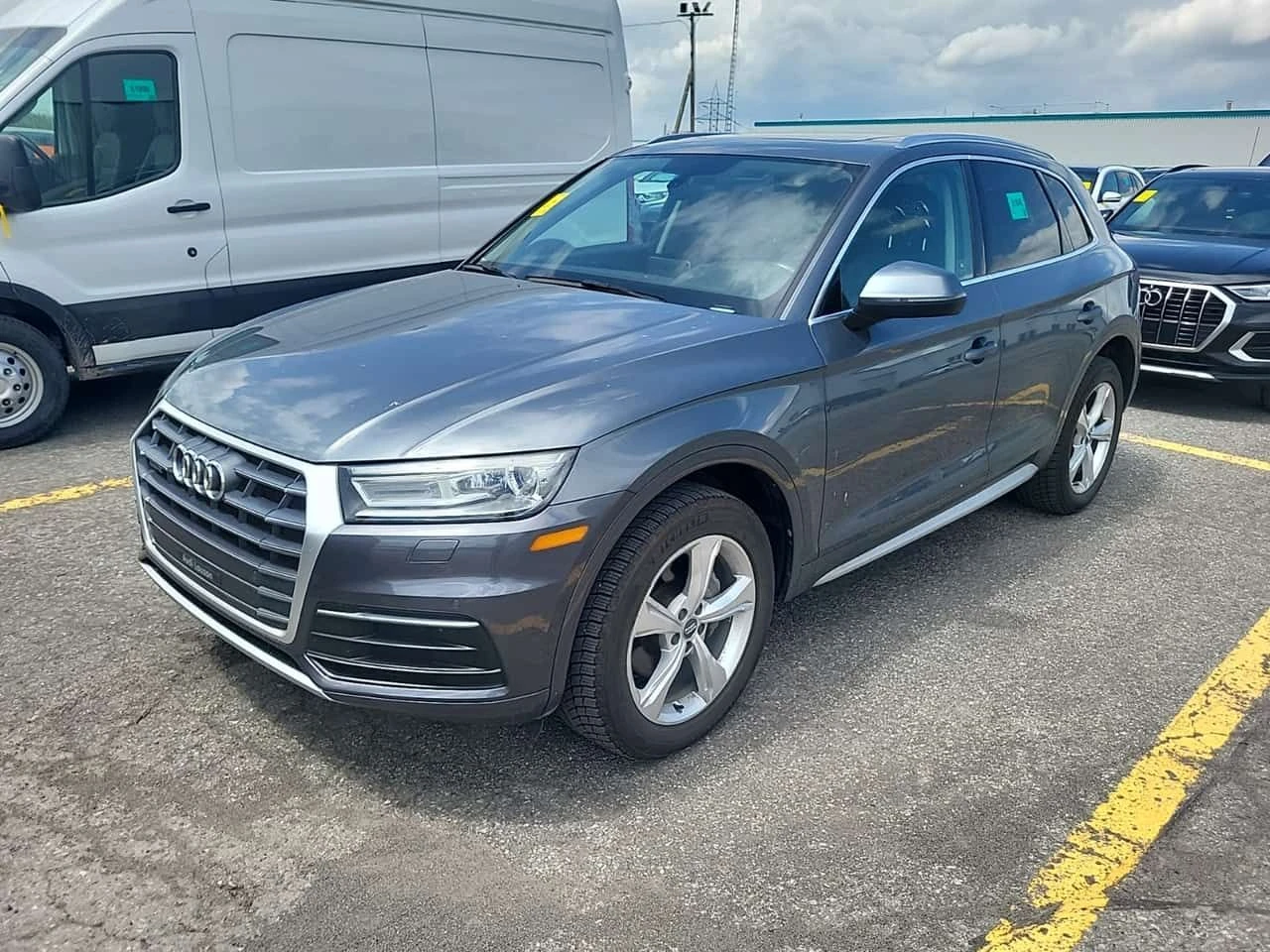 Audi Q5 * PROGRESSIV * ПАНО * ПОДГРЕВИ * KEYLESS * CARFAX