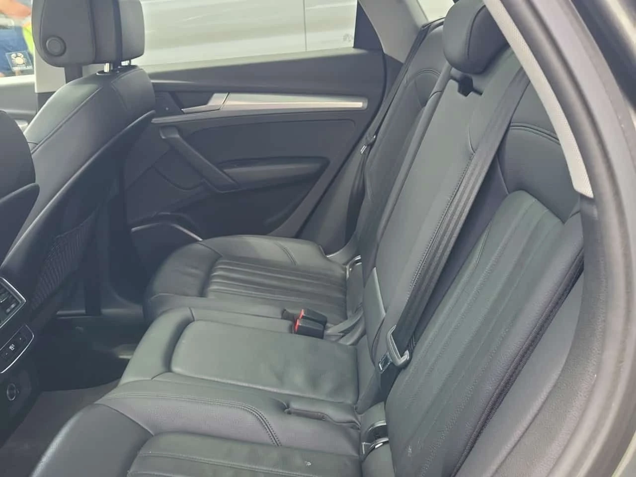 Audi Q5 * PROGRESSIV * ПАНО * ПОДГРЕВИ * KEYLESS * CARFAX, снимка 12 - Автомобили и джипове - 54611679