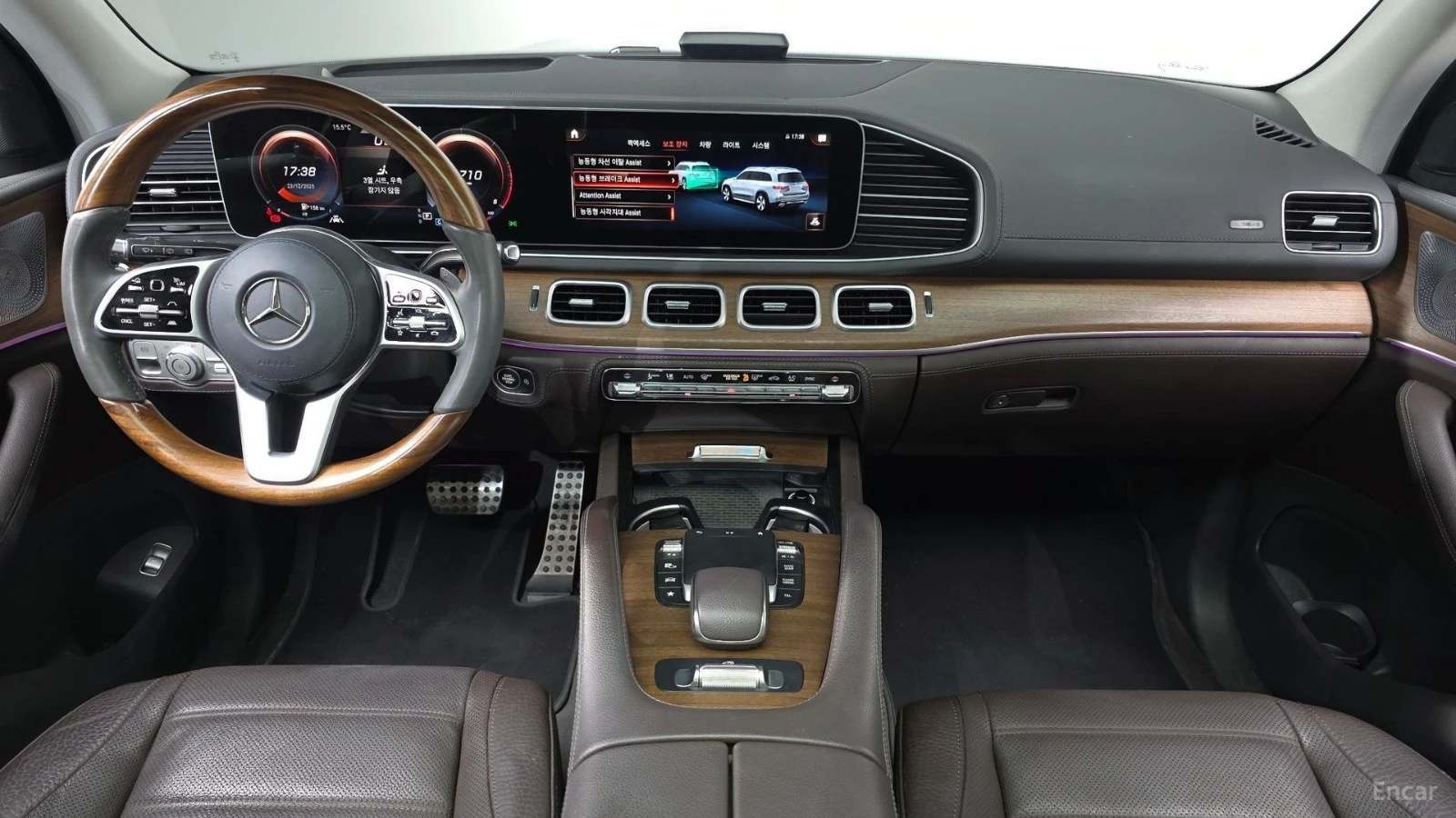 Mercedes-Benz GLS 400 Distronic* Пано* 360* HUD* Обдухване, снимка 9 - Автомобили и джипове - 55689331