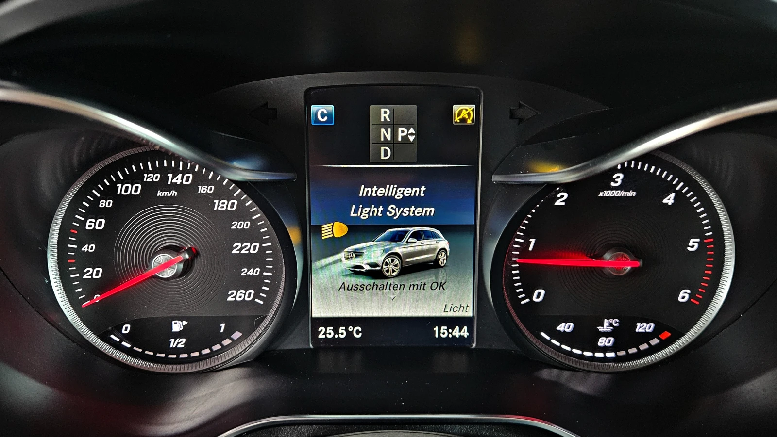 Mercedes-Benz GLC 250 AMG/360CAMERA/BURMESTER/ПОДГРЕВ/OFFROAD/DSR/LIZING, снимка 10 - Автомобили и джипове - 56104909