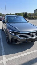VW Touareg гаранционен до 2026, снимка 1 - Автомобили и джипове - 44898156