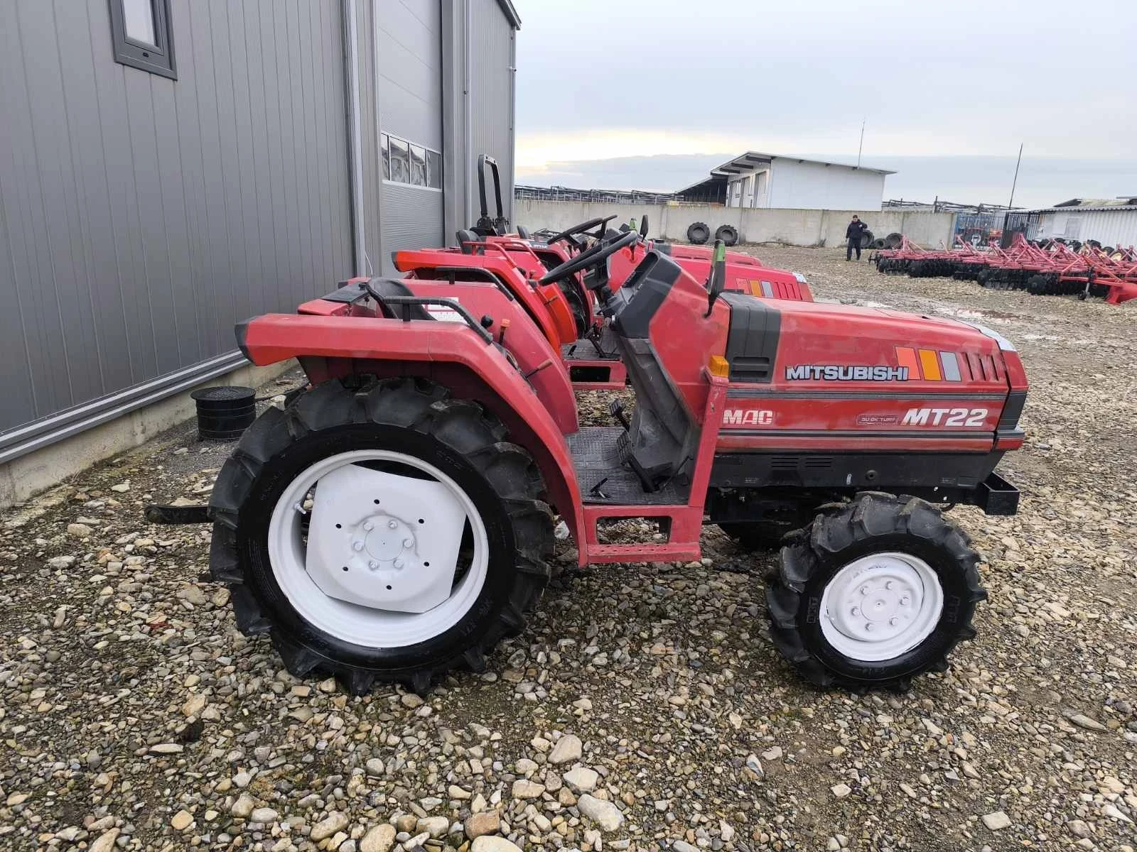 Трактор Mitsubishi Саки агро Сливен  - изображение 4