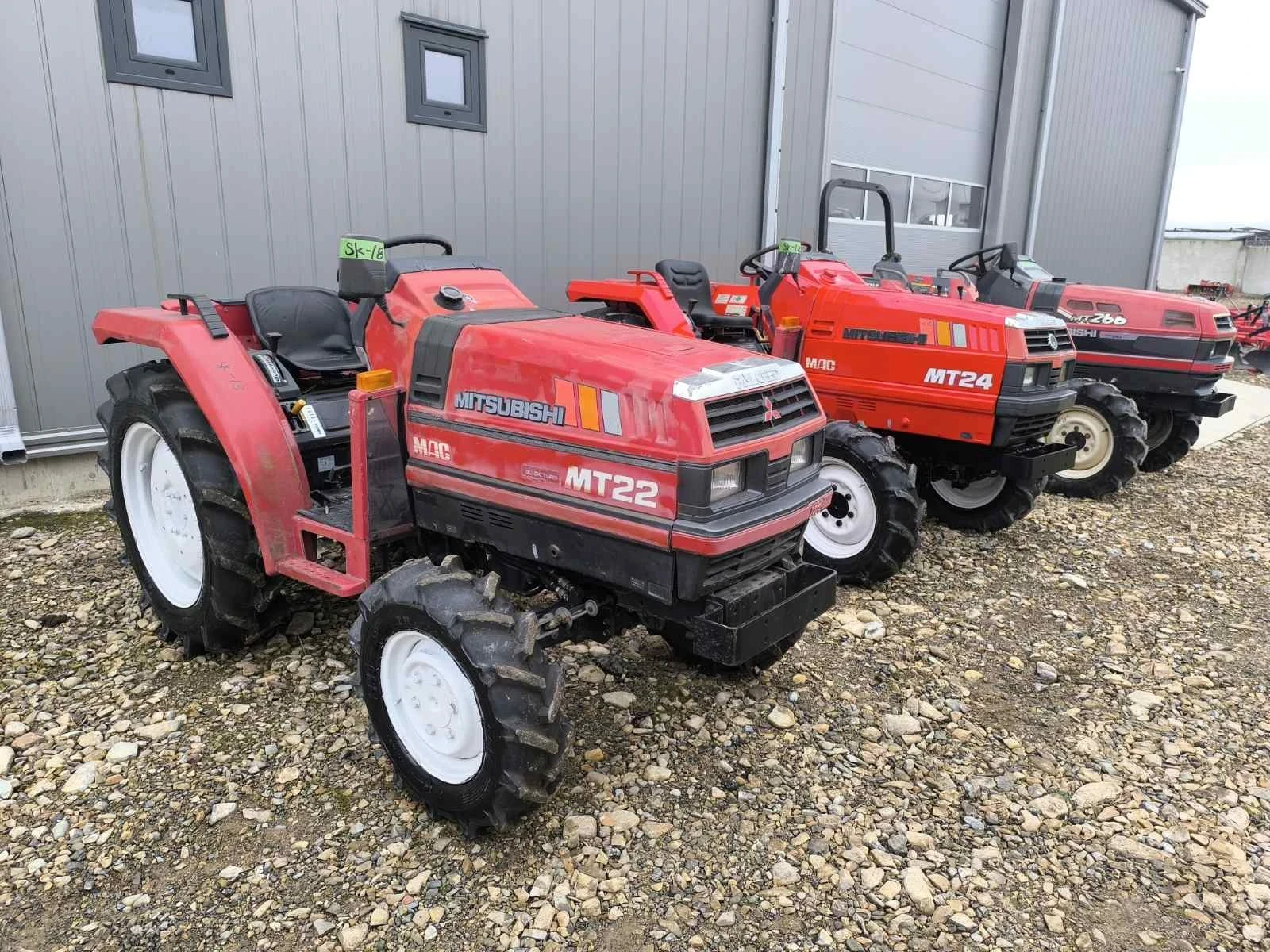 Трактор Mitsubishi Саки агро Сливен  - изображение 2