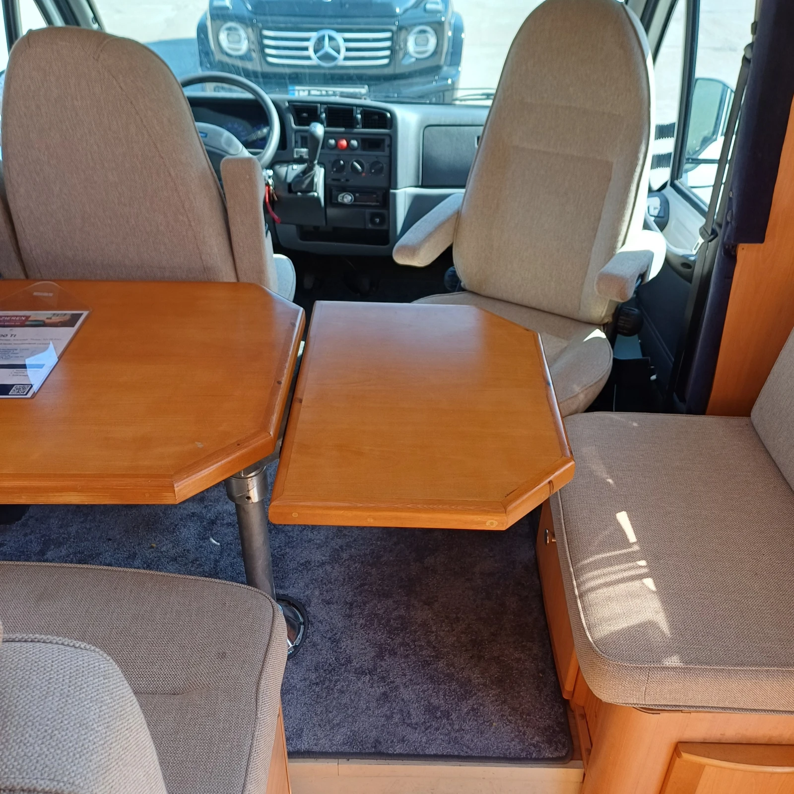 Кемпер LMC Автоматик , снимка 9 - Каравани и кемпери - 53848291