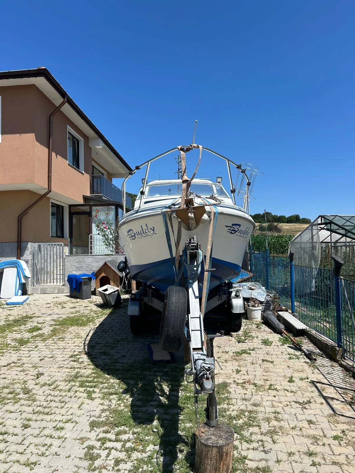 Моторна яхта Fairline Weekender 23, снимка 8 - Воден транспорт - 54508692