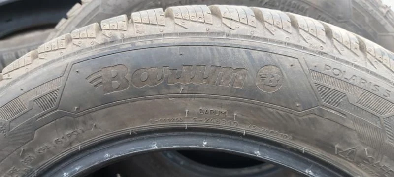 Гуми Зимни 185/60R15, снимка 5 - Гуми и джанти - 32913929