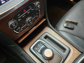Chrysler 300c 3.6, снимка 9