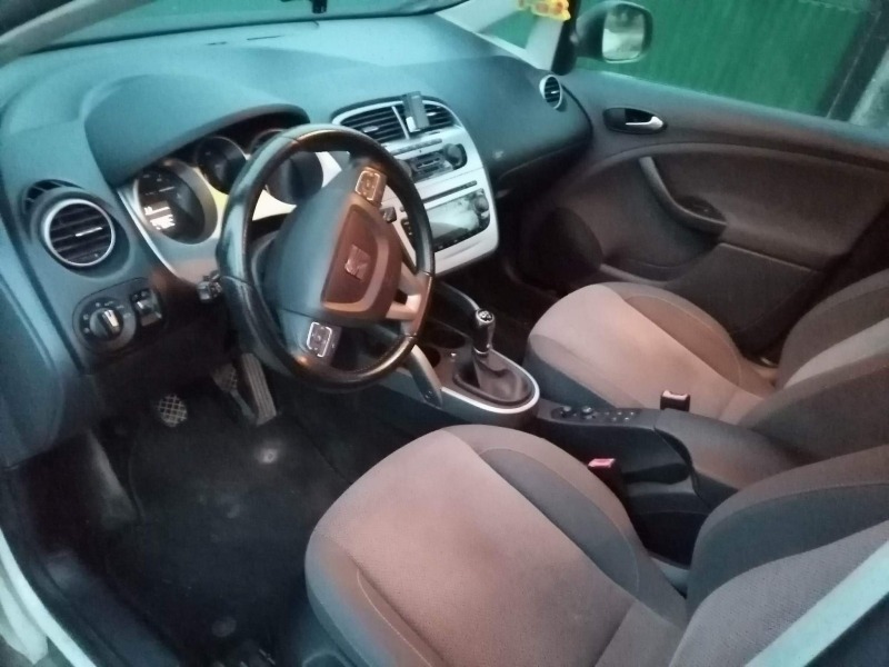 Seat Altea XL, снимка 5 - Автомобили и джипове - 45046077