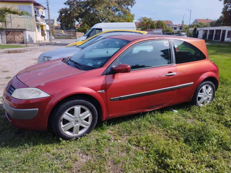 Renault Megane, снимка 4 - Автомобили и джипове - 47652138