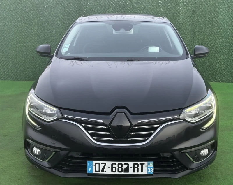 Renault Megane, снимка 1 - Автомобили и джипове - 48898928