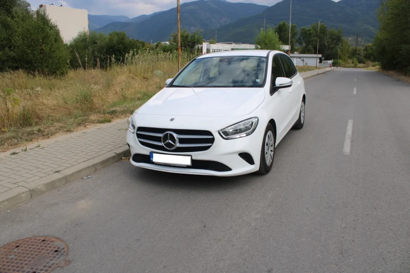 Mercedes-Benz B 180 136hp, снимка 4 - Автомобили и джипове - 52587120