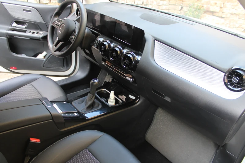 Mercedes-Benz B 180 136hp, снимка 9 - Автомобили и джипове - 52587120