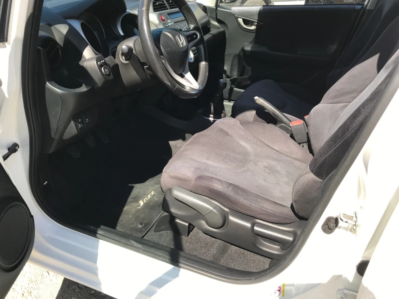 Honda Jazz 1, 4, снимка 8 - Автомобили и джипове - 51794978