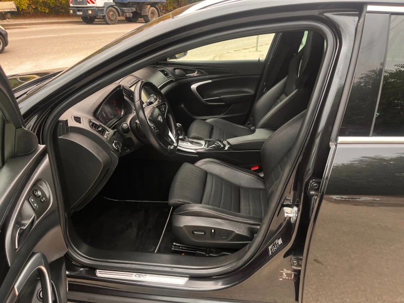 Opel Insignia 2.8 LUKS 4x4, снимка 7 - Автомобили и джипове - 51950901