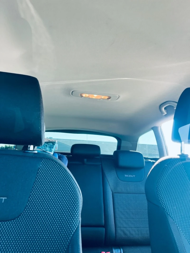 Skoda Octavia SCOUT, снимка 11 - Автомобили и джипове - 52603874