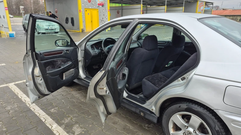 Honda Accord, снимка 10 - Автомобили и джипове - 52878889