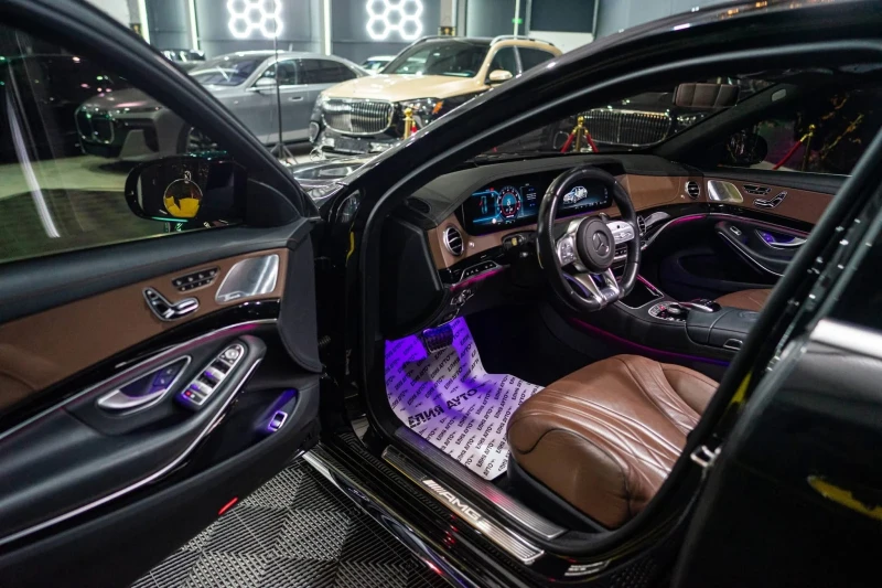 Mercedes-Benz S 63 AMG CARBON CERAMIC DESIGNO BURM ПАНО 3XTV ЛИЗИНГ 100% , снимка 11 - Автомобили и джипове - 53490634