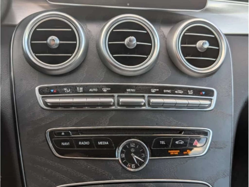 Mercedes-Benz C 300 * 4MATIC * COUPE * NIGHT EDITION * NAVI * PANO * C, снимка 16 - Автомобили и джипове - 53515432