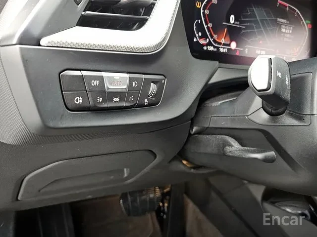 BMW 120 Adventage, снимка 15 - Автомобили и джипове - 55564423