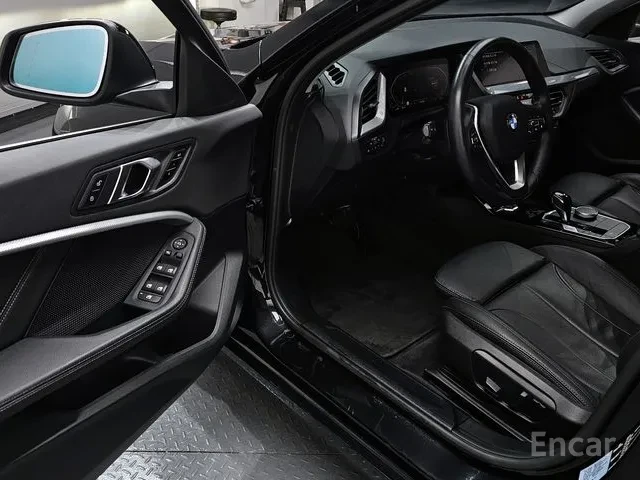 BMW 120 Adventage, снимка 10 - Автомобили и джипове - 55564423
