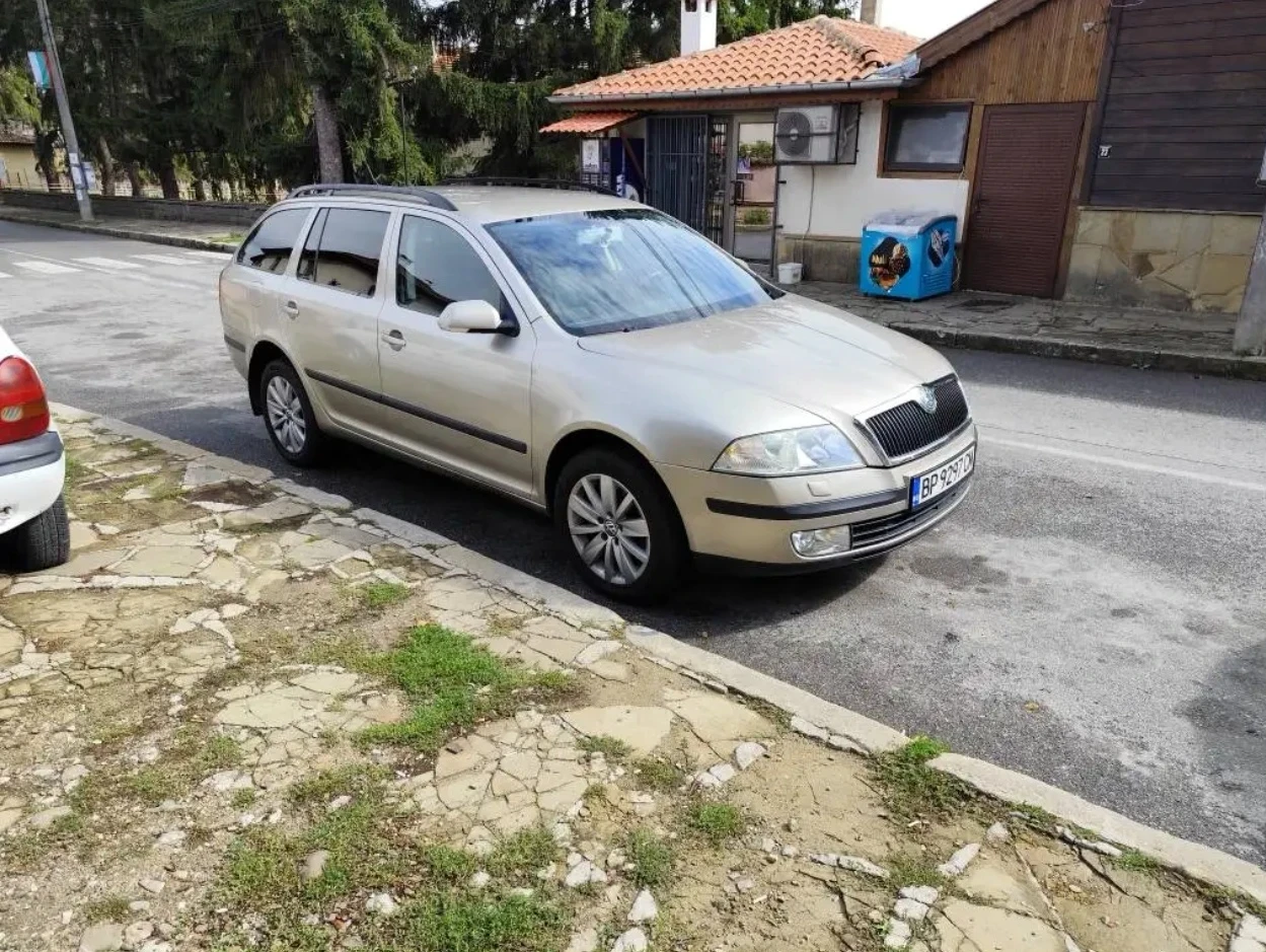 Skoda Octavia 1.9, снимка 1