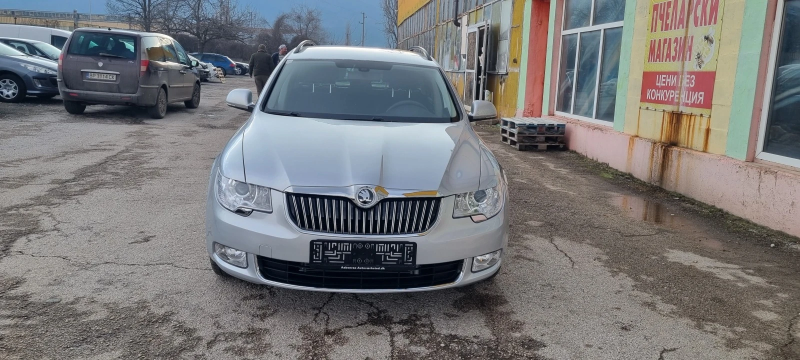 Skoda Superb 2.0 TDI 140к.с. TOP - изображение 2