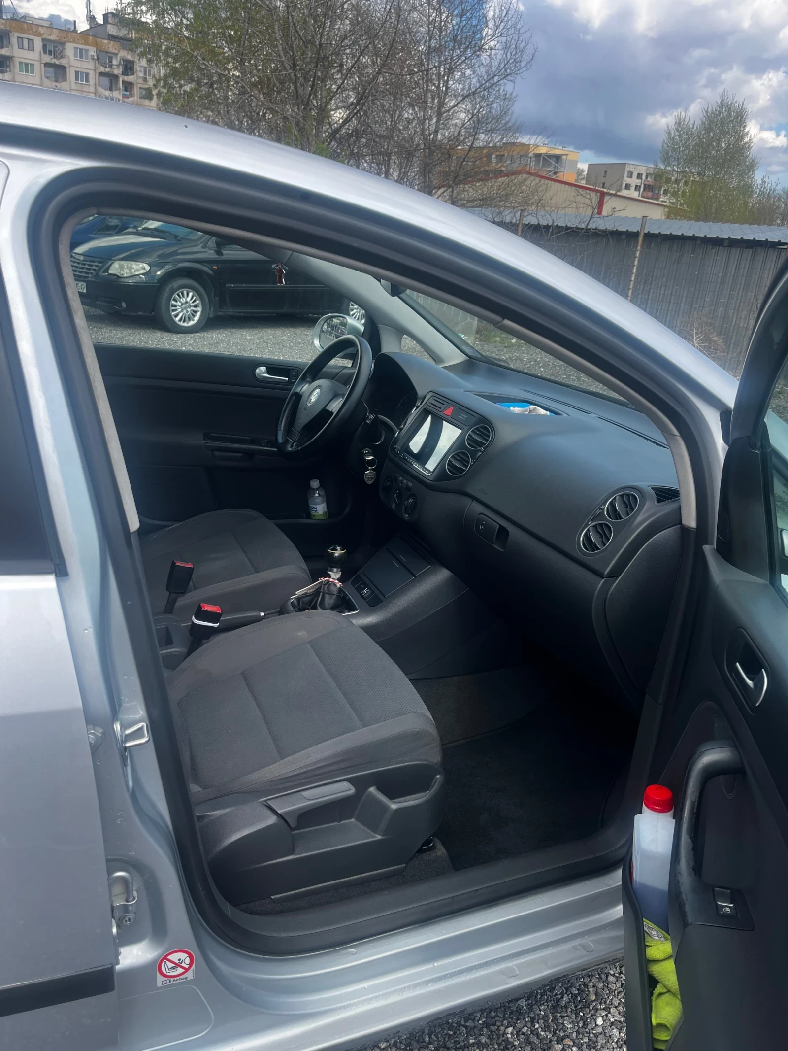 VW Golf Plus 5plus 102кс - изображение 9