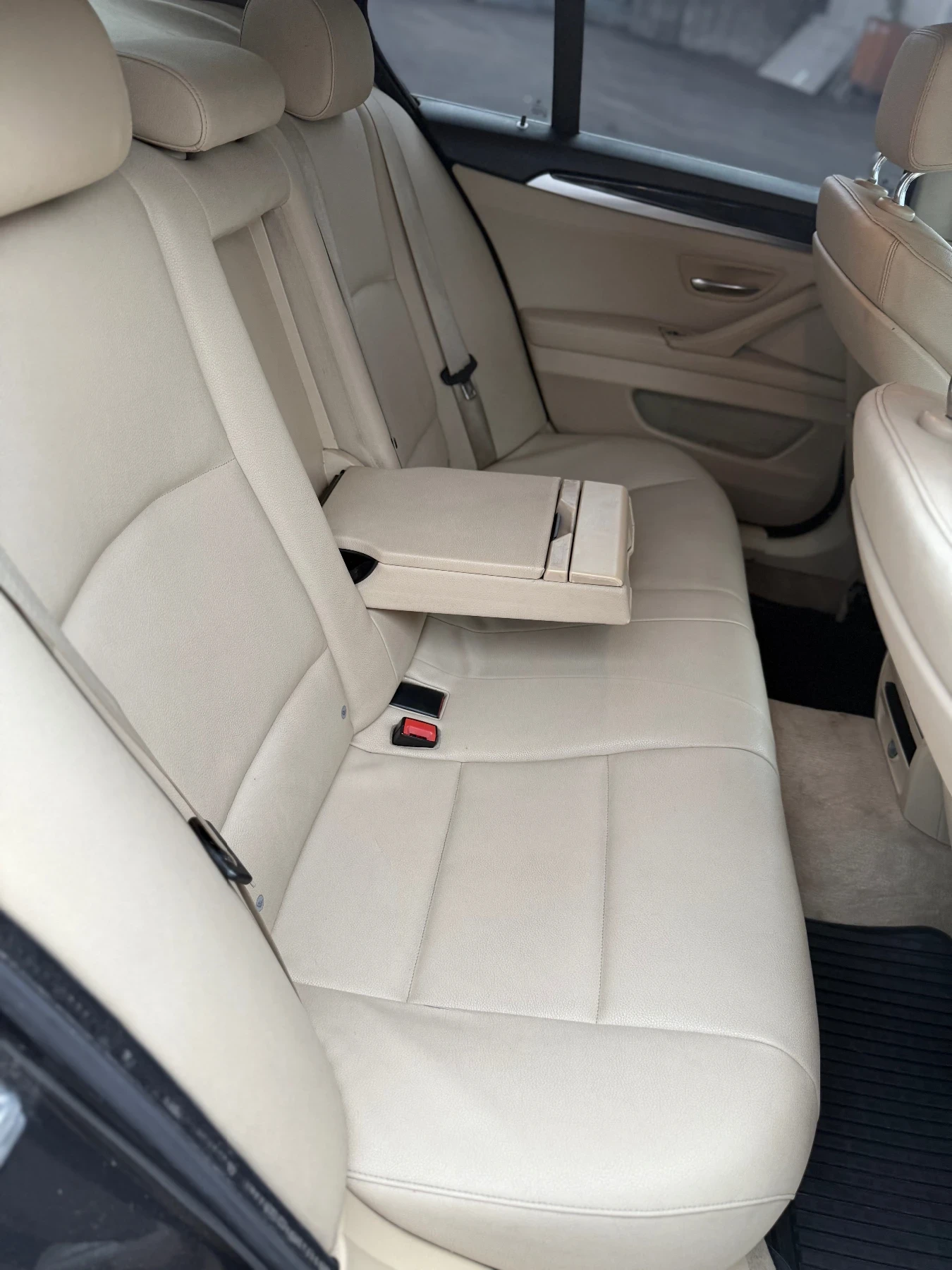 BMW 525 3.0D / M-Packet / 8ZF - изображение 10
