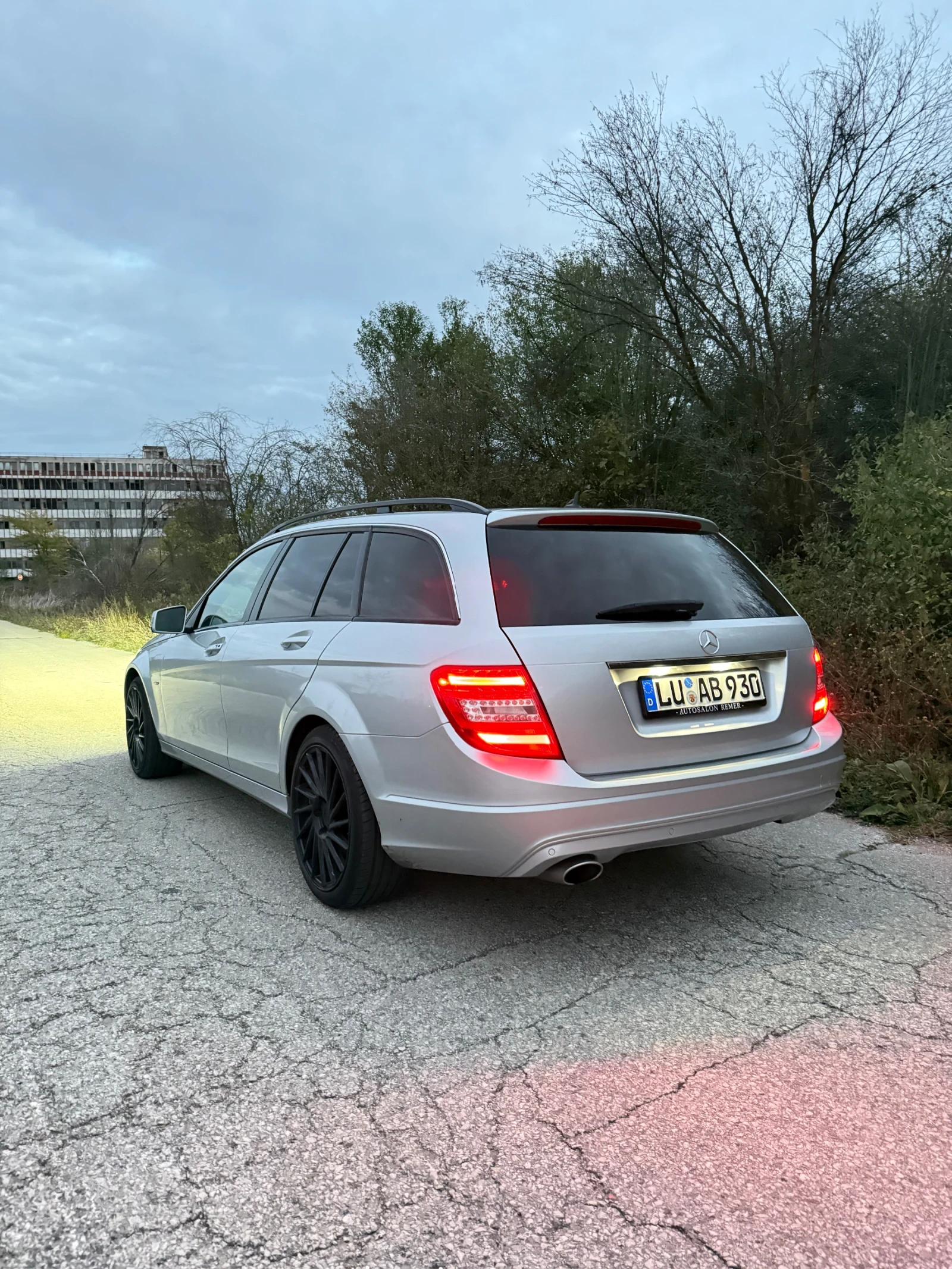 Mercedes-Benz C 250 | Mobile.bg — изображение 9