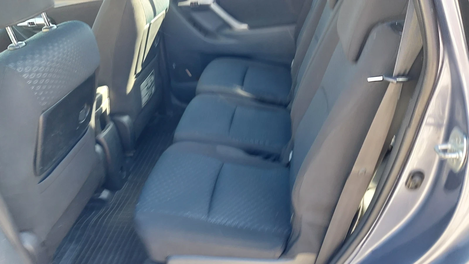 Toyota Verso 1.8 ГАЗ - изображение 8