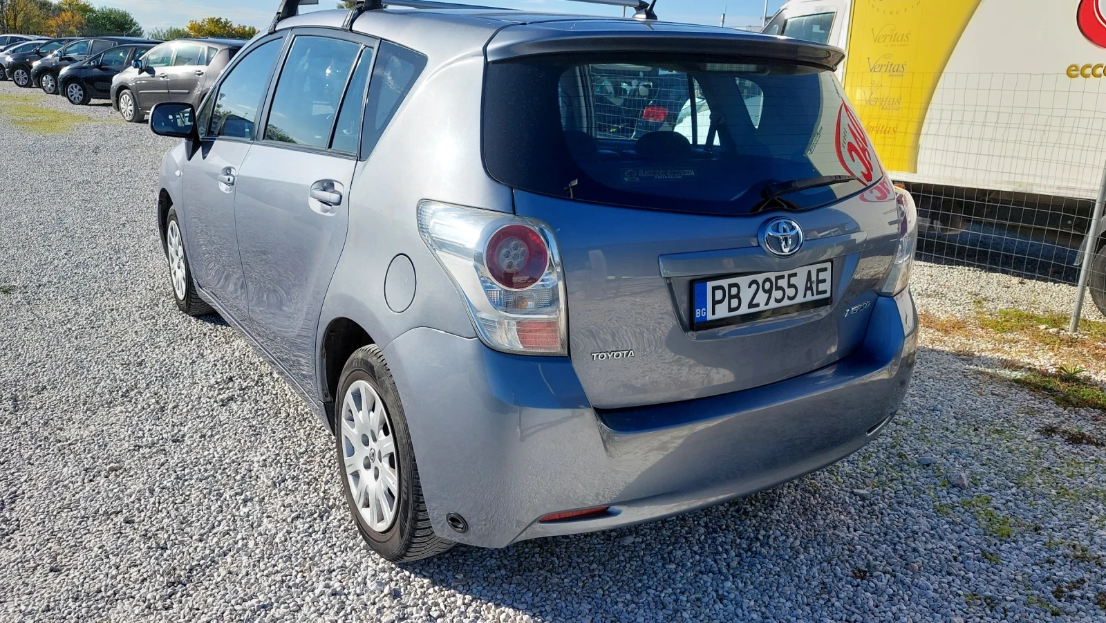 Toyota Verso 1.8 ГАЗ - изображение 4