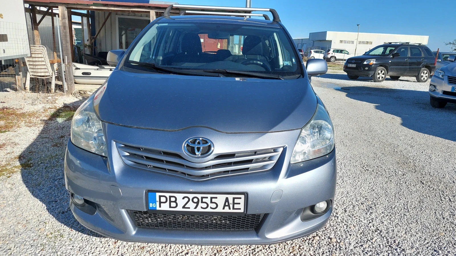 Toyota Verso 1.8 ГАЗ - изображение 2
