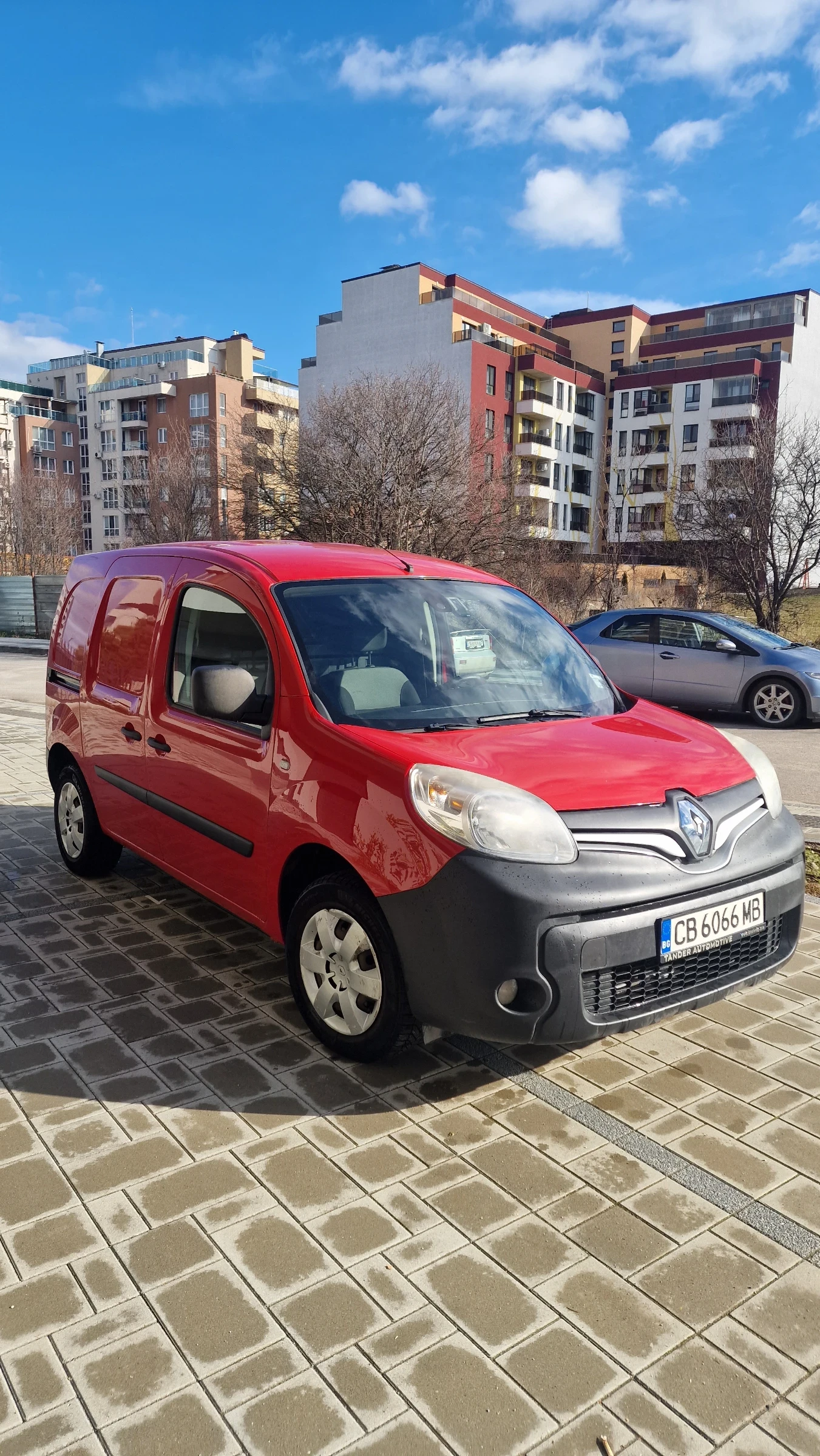 Renault Kangoo 1.5 dCi (Euro 6b) Пълна сервизна история, климатик, снимка 2 - Автомобили и джипове - 53290501