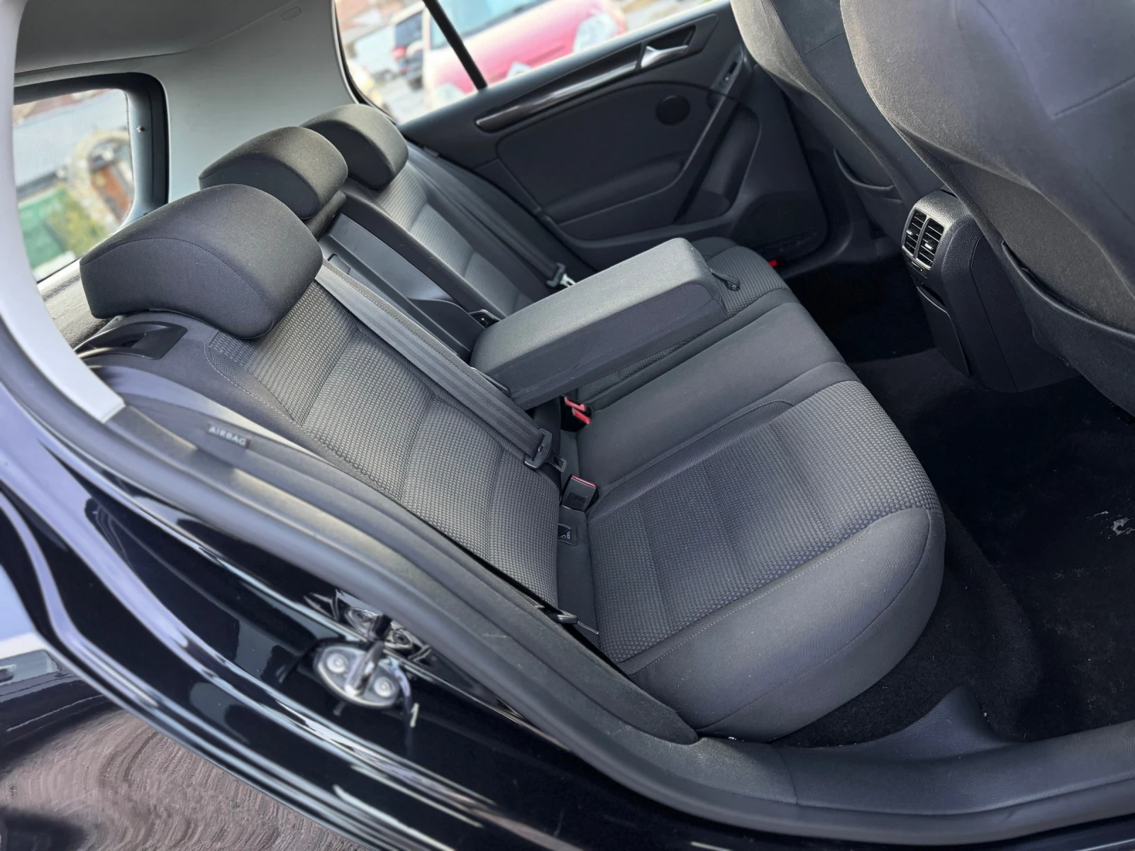 VW Golf 2.0TDI 140�� DSG ��������� ���� ������� �������  | Mobile.bg � ����������� 13